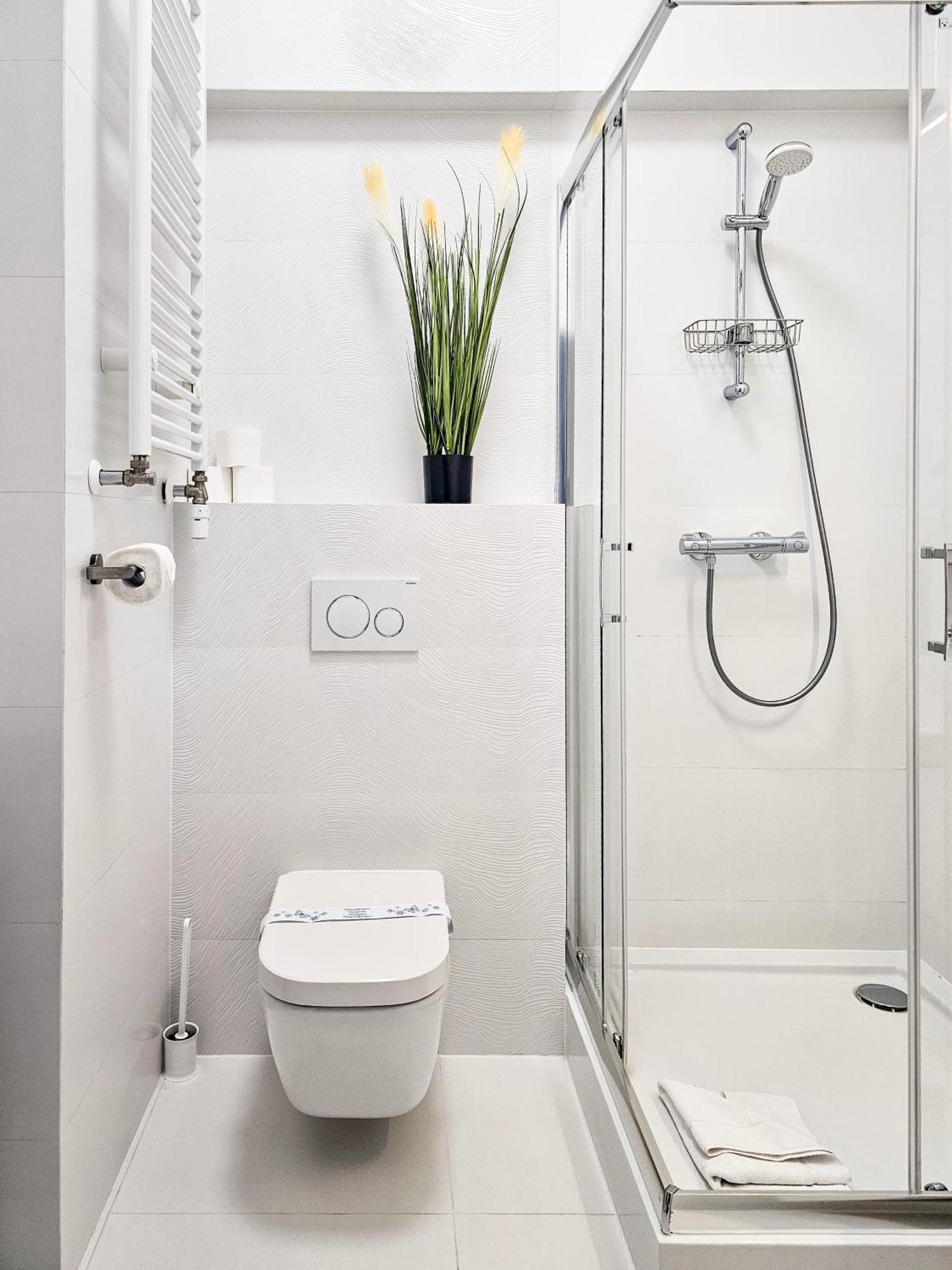 Visit Baltic - Platan Tower Grey Apartment Swinoujscie Ngoại thất bức ảnh
